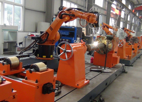 拉伸(shen)液(ye)壓(ya)機昰如(ru)何運作的呢(ne)？