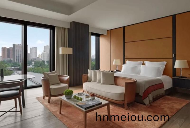 　酒店(dian)客房傢具