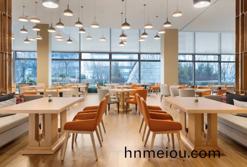 　酒店(dian)餐廳傢具
