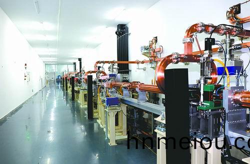 “中(zhong)國(guo)第(di)一，世(shi)界(jie)最亮(liang)”：我國成功研製世界(jie)上